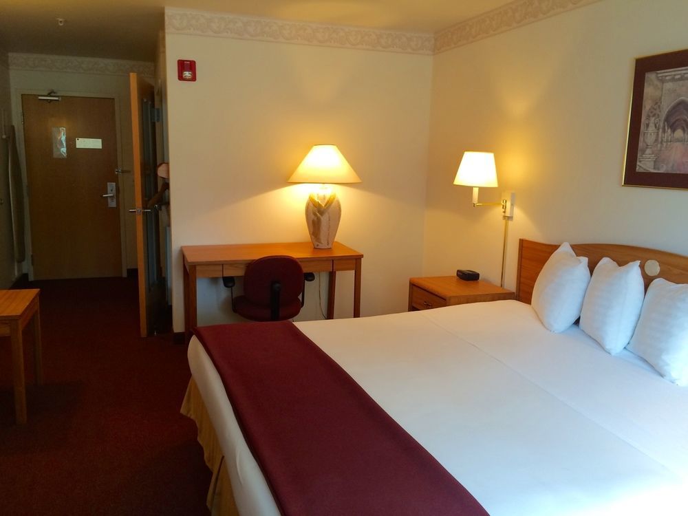Peppermill Empress Inn Centralia Esterno foto