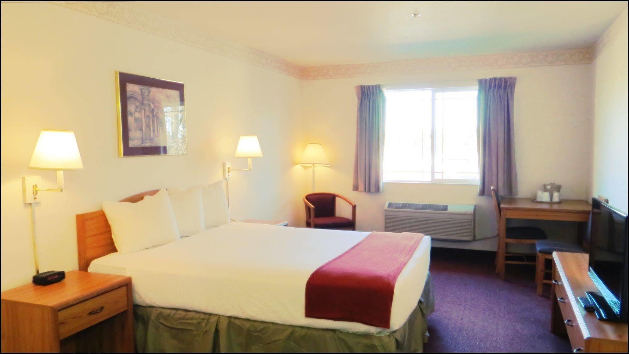 Peppermill Empress Inn Centralia Esterno foto
